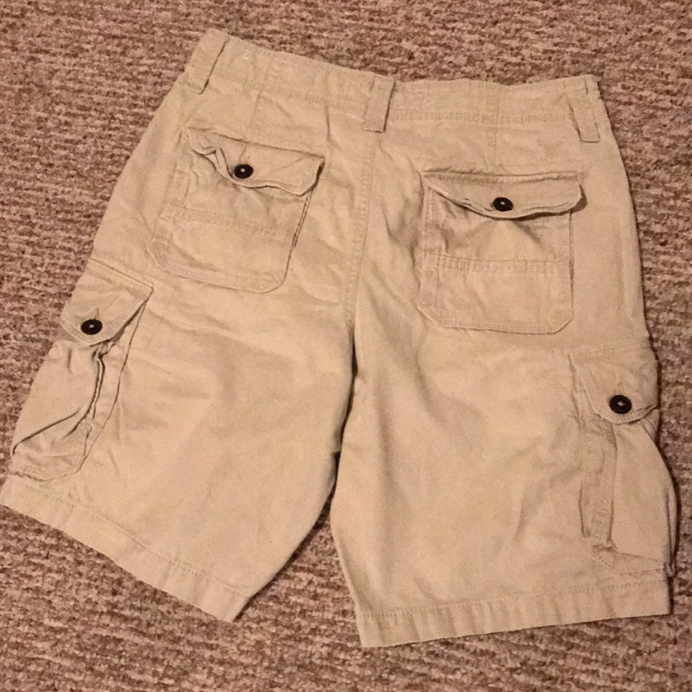 American Eagle Cargo shorts